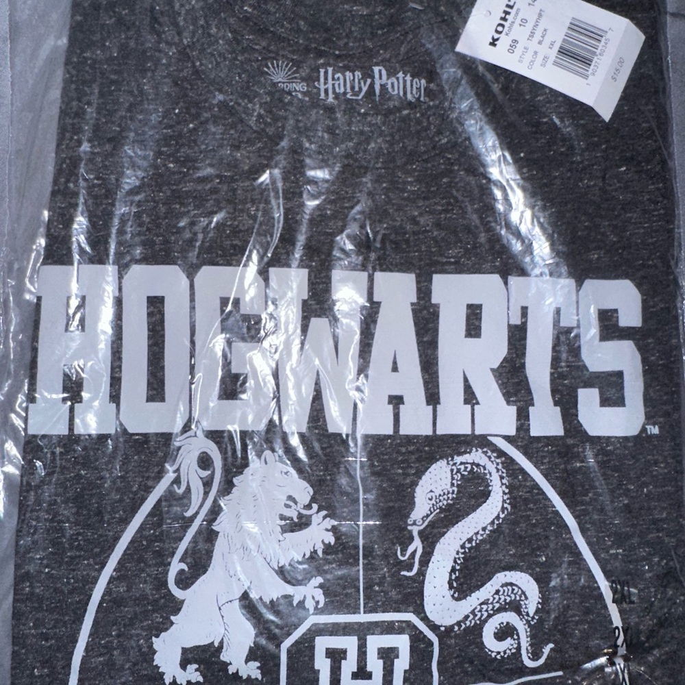 Harry Potter Hogwarts Gray T-Shirt
